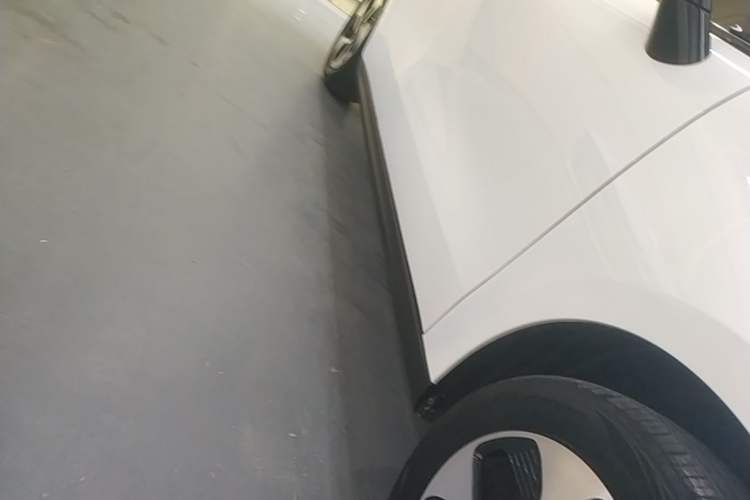 Used JAC Yiwei 3 2024 Zhi'ai Edition 330km Air Right Side Sill