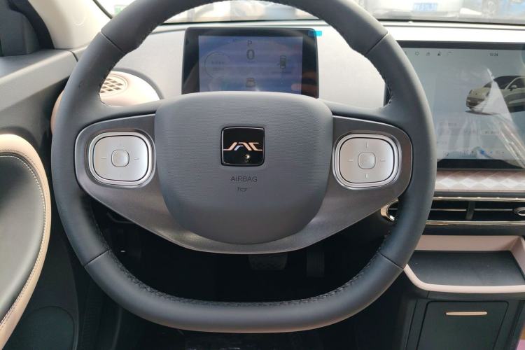 Used JAC Yiwei 3 2024 Zhi'ai Edition 330km Air Steering Wheel