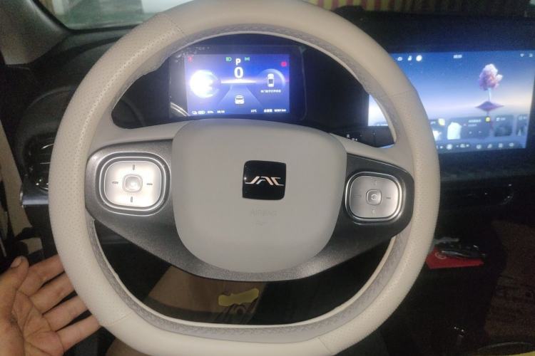 Used JAC Yiwei 3 2024 Zhi'ai Edition 330km Air Steering Wheel