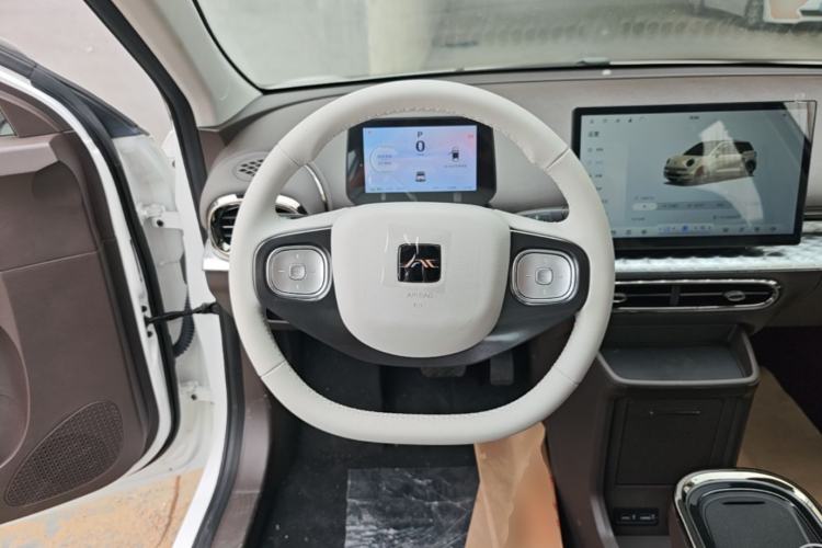 Used JAC Yiwei 3 2024 Beloved Edition 330km Air+ Steering Wheel