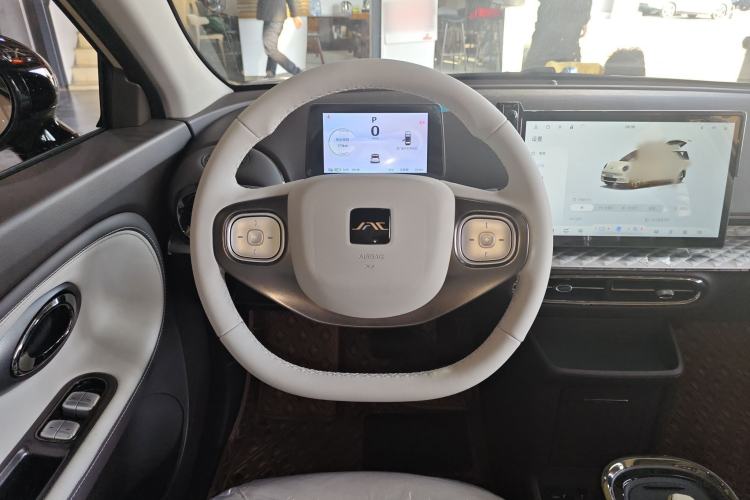 Used JAC Yiwei 3 2024 Beloved Edition 330km Air+ Steering Wheel