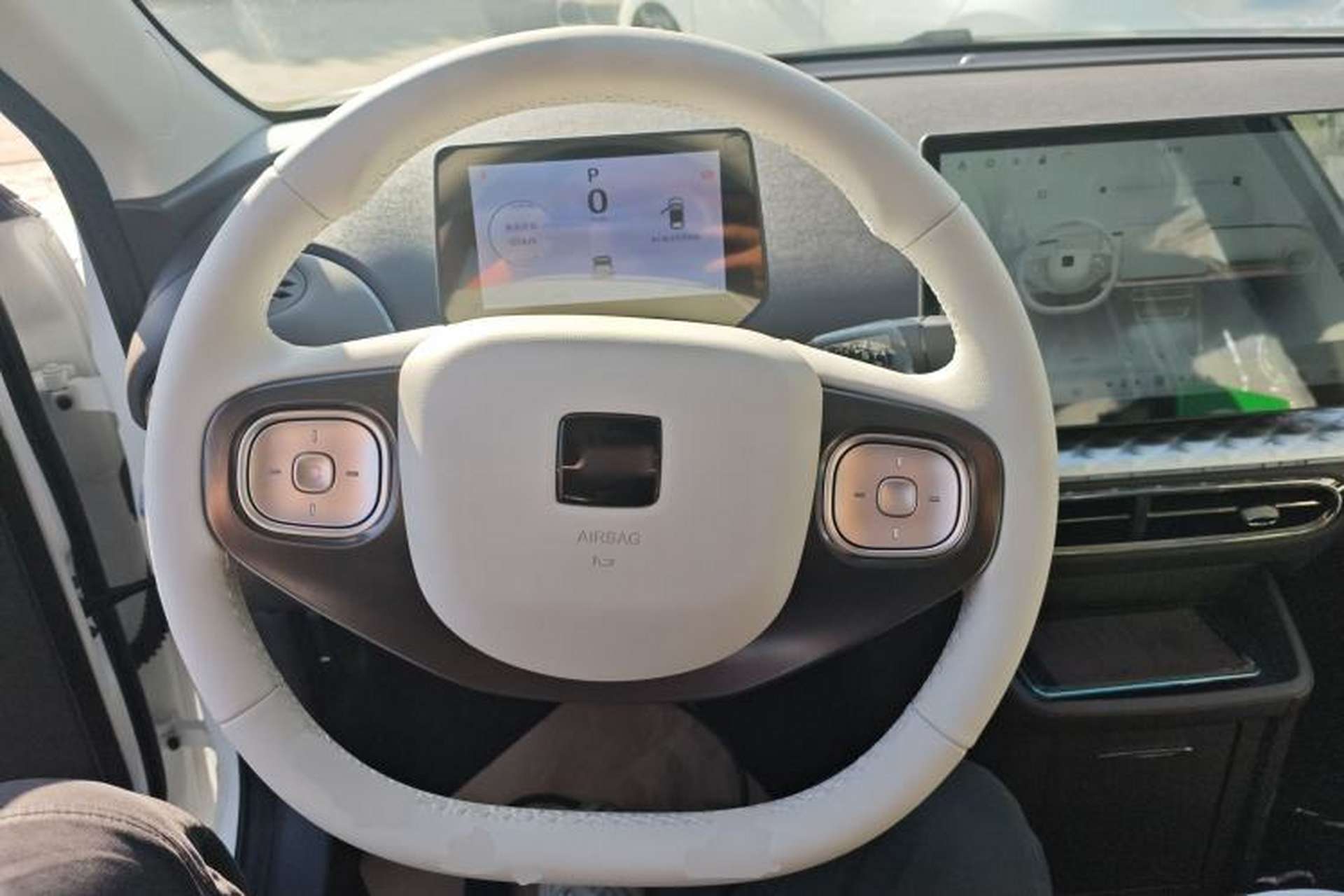 Used JAC Yiwei 3 2024 Zhi'ai Edition 330km Air Steering Wheel