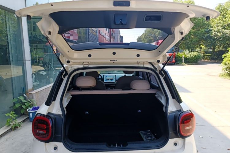 Used JAC Yiwei 3 2024 Beloved Edition 330km Air+ Trunk