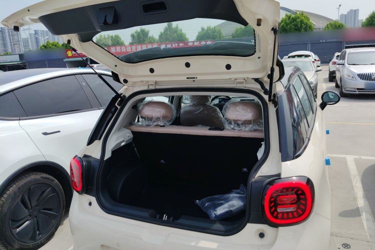 Used JAC Yiwei 3 2024 Zhi'ai Edition 330km Air Trunk