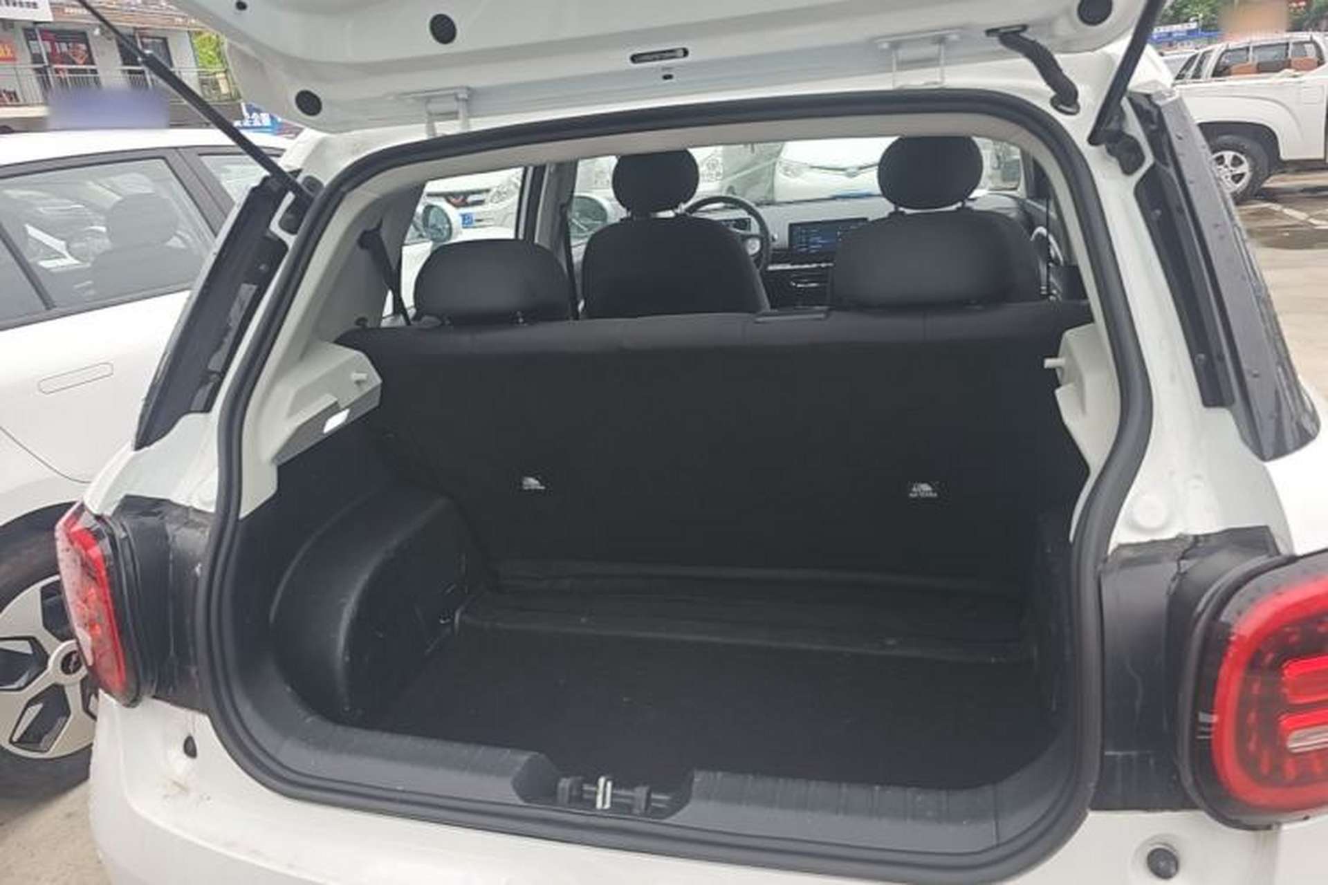 Used JAC Yiwei 3 2024 Zhi'ai Edition 330km Lite Trunk