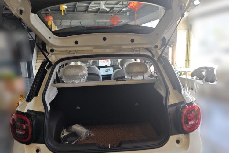 Used JAC Yiwei 3 2024 Beloved Edition 330km Air+ Trunk