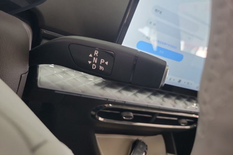 Used JAC Yiwei 3 2024 Zhi'ai Edition 330km Air Gear Lever