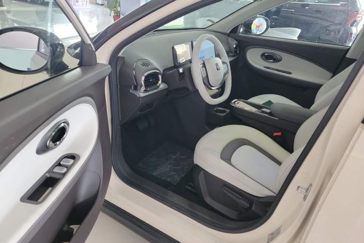 Used JAC Yiwei 3 2024 Zhi'ai Edition 330km Air Interior 3