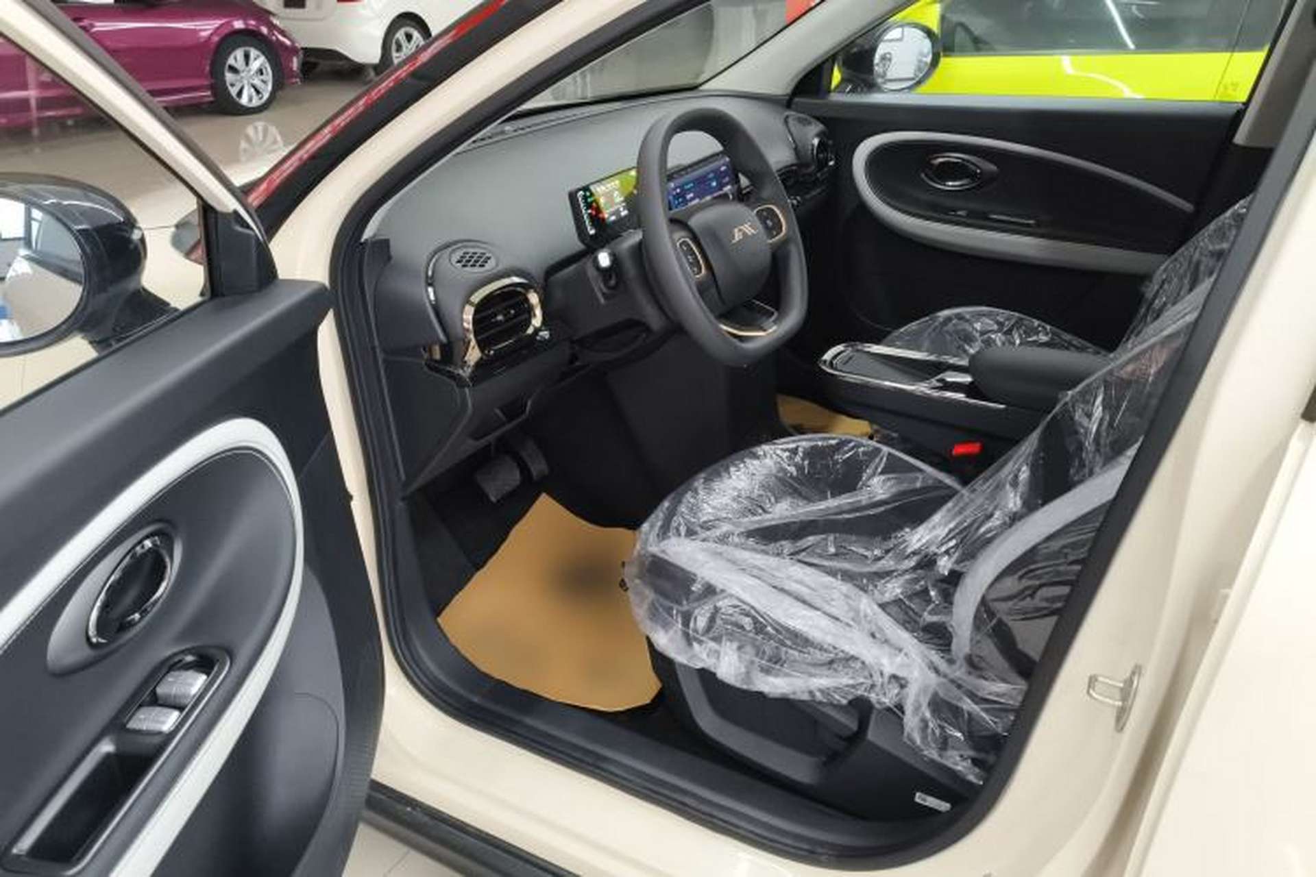 Used JAC Yiwei 3 2025 330km Freedom Edition Driver Seat