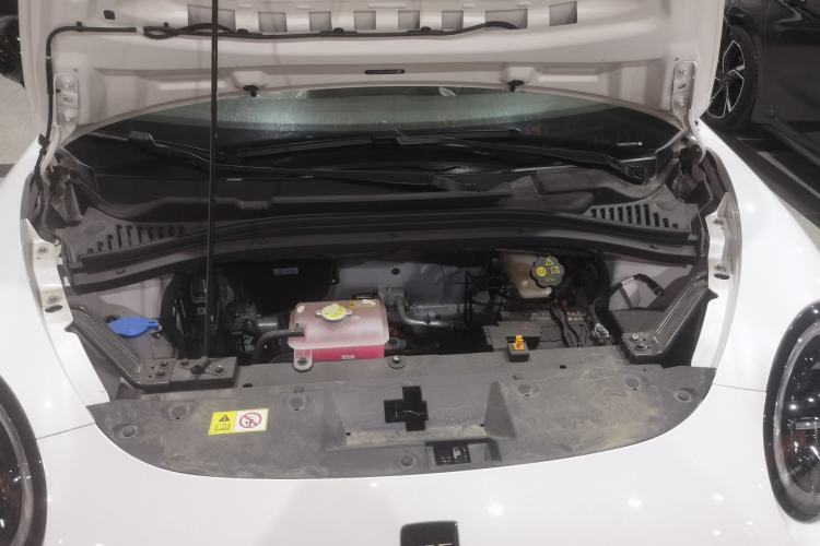 Used JAC Yiwei 3 2025 330km Trendy Delight Version Engine Bay