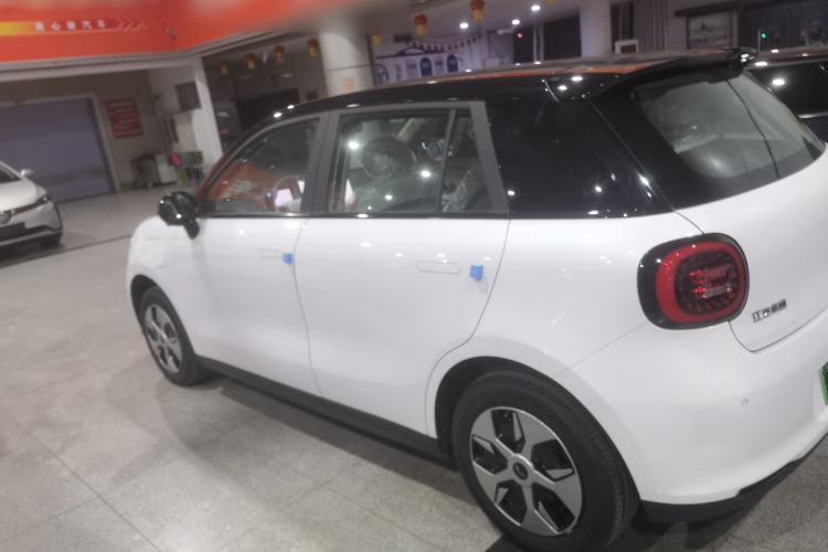 Used JAC Yiwei 3 2025 330km Trendy Delight Version Exterior 3