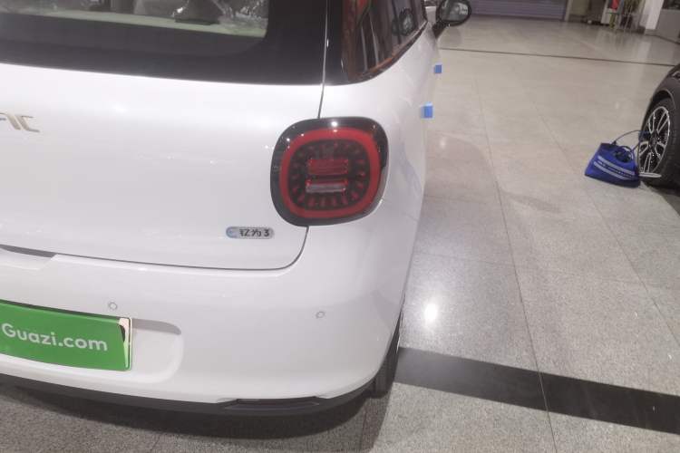 Used JAC Yiwei 3 2025 330km Trendy Delight Version Exterior 6