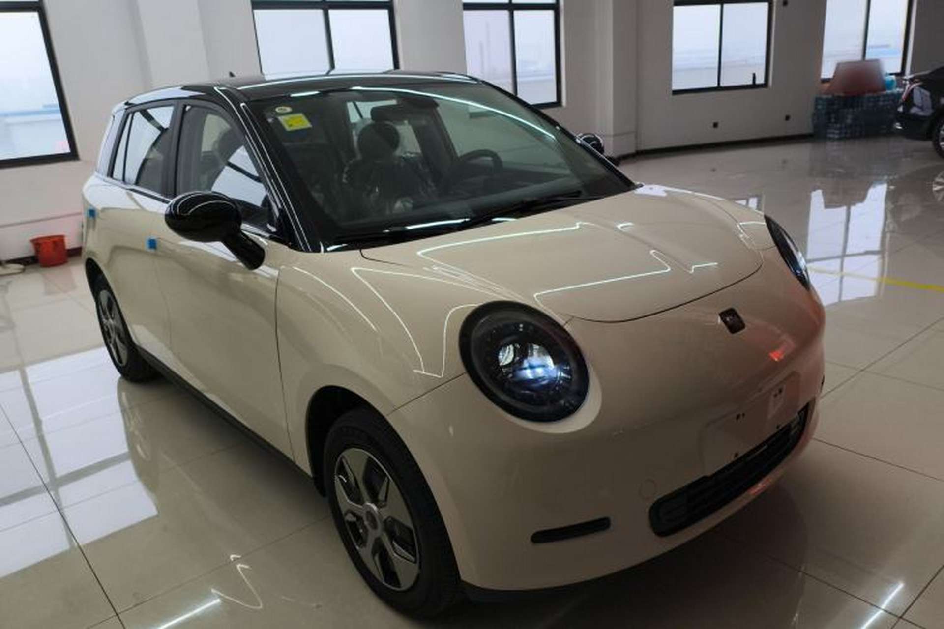 Used JAC Yiwei 3 2025 330km Freedom Edition Front Right 45 Deg