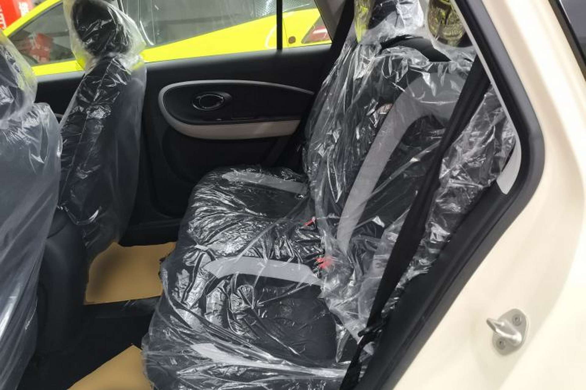 Used JAC Yiwei 3 2025 330km Freedom Edition Left Rear Seat