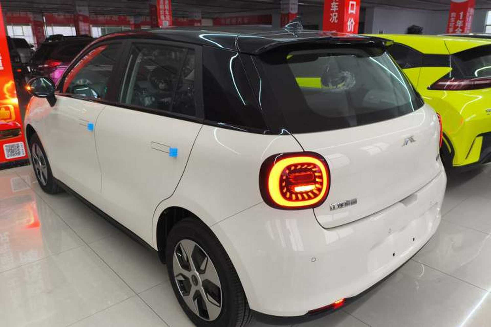 Used JAC Yiwei 3 2025 330km Freedom Edition Rear Left 45 Deg