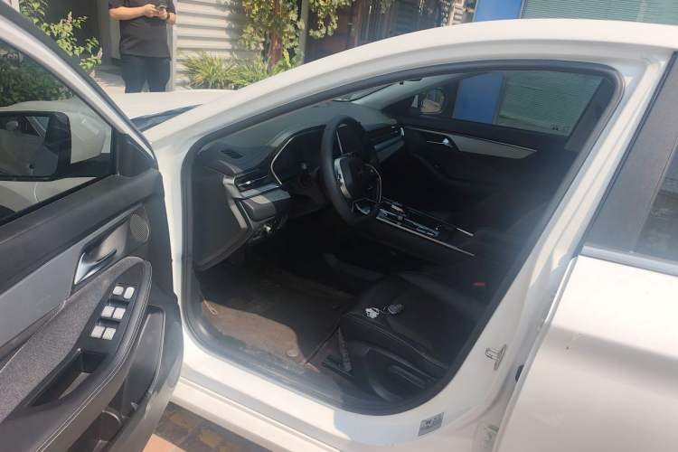 Used JAC Yiwei Aipao 2024 Airo Travel Edition 502 Driver Seat