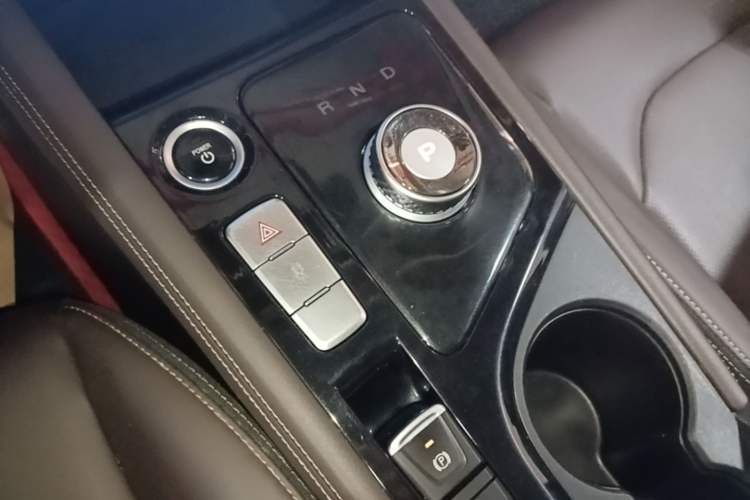 Used JAC Yiwei Aipao 2024 Acura RDX Prestige 460 Gear Lever