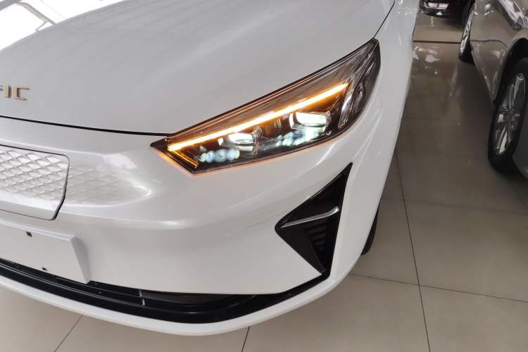 Used JAC Yiwei Aipao 2024 Facelifted AiPao T Deluxe Edition 460 Left Front Headlight