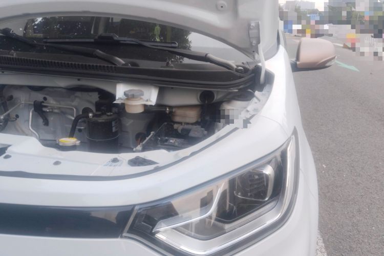 Used JAC Yiwei E10X 2024 Charming Edition 301km Lite Engine Bay Left