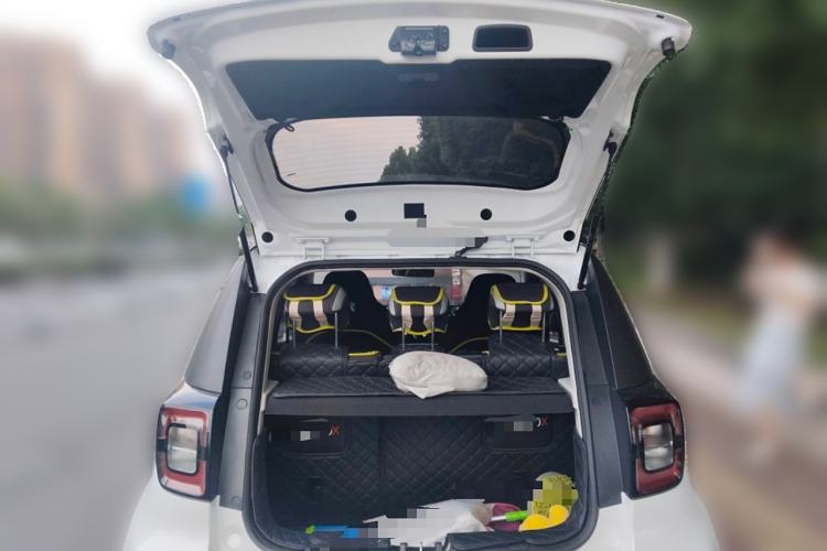 Used JAC Yiwei E10X 2024 Charming Edition 301km Lite Trunk