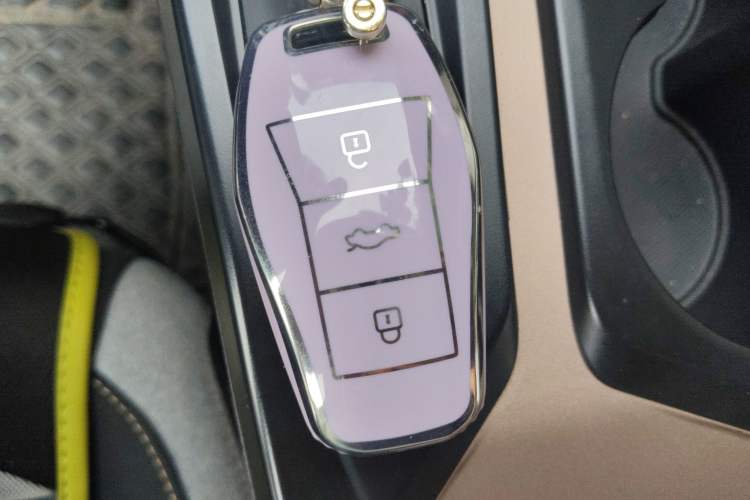Used JAC Yiwei E10X 2024 Charming Edition 301km Lite Vehicle Key