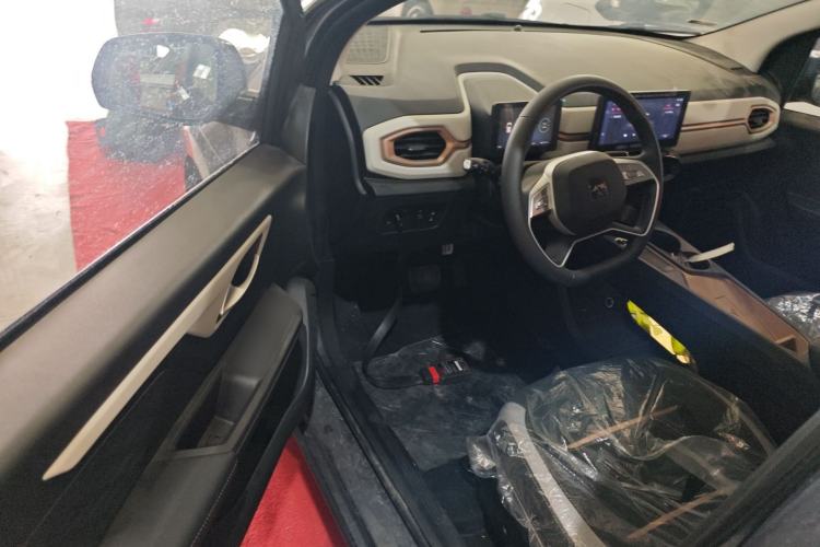 Used JAC Yiwei E10X 2024 Charming Edition 301km Lite Driver Seat