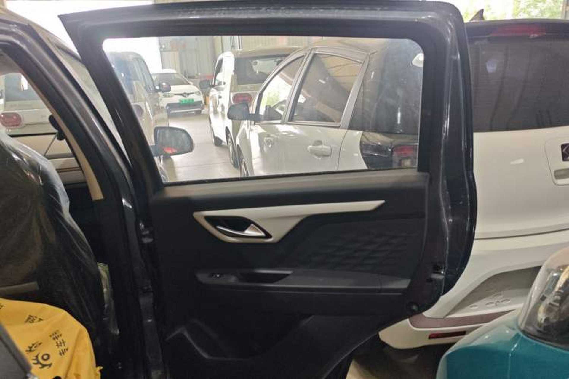 Used JAC Yiwei E10X 2024 Charming Edition 301km Lite Right Rear Door Interior