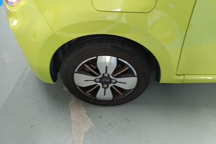 Used JAC Yiwei E10X 2024 Charming Edition 301km Air Exterior 4