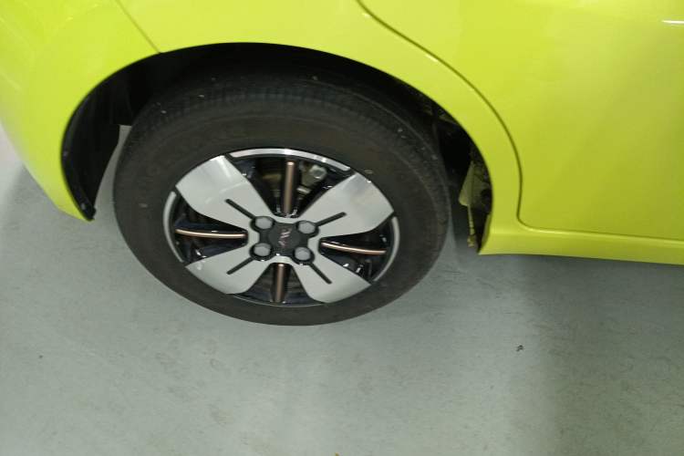 Used JAC Yiwei E10X 2024 Charming Edition 301km Air Exterior 5