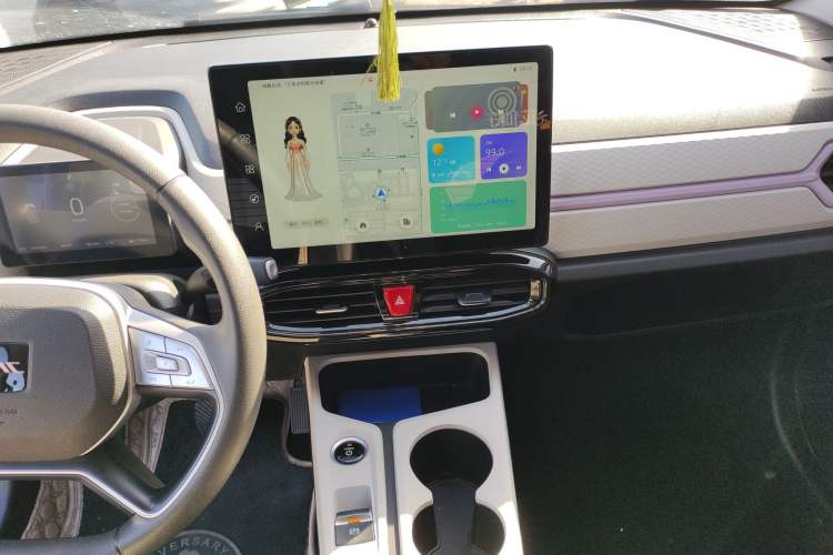 Used JAC Yiwei E10X 2024 Charming Edition 301km Air Audio And AC Panel