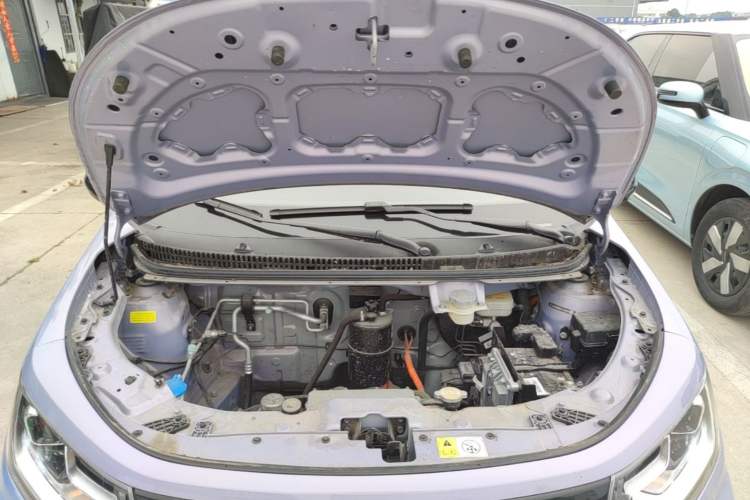 Used JAC Yiwei E10X 2024 Charming Edition 301km Lite Engine Bay