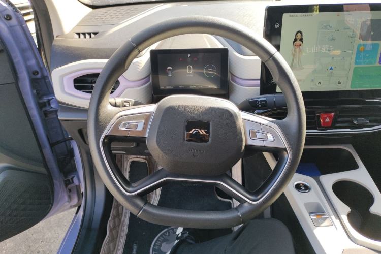 Used JAC Yiwei E10X 2024 Charming Edition 301km Air Steering Wheel