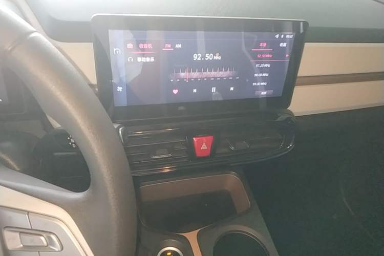 Used JAC Yiwei E10X 2024 Charming Edition 301km Lite Audio And AC Panel