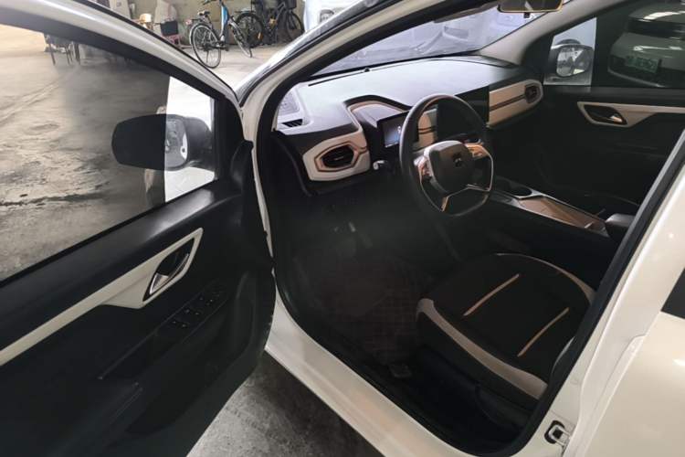 Used JAC Yiwei E10X 2024 Charming Edition 301km Lite Driver Seat