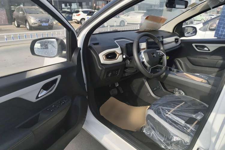 Used JAC Yiwei E10X 2024 Charming Edition 301km Lite Driver Seat