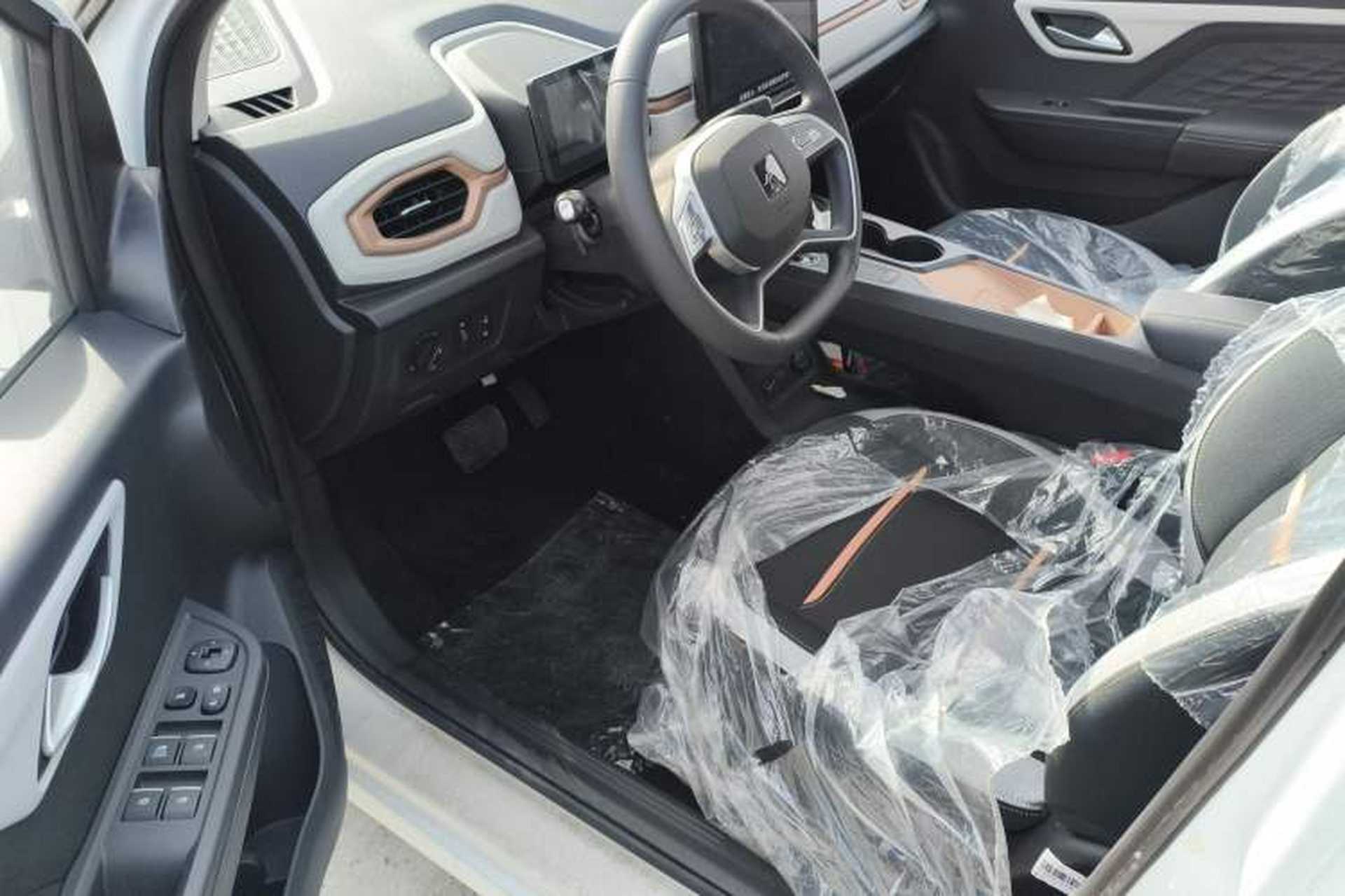 Used JAC Yiwei E10X 2024 Charming Edition 301km Air Driver Seat