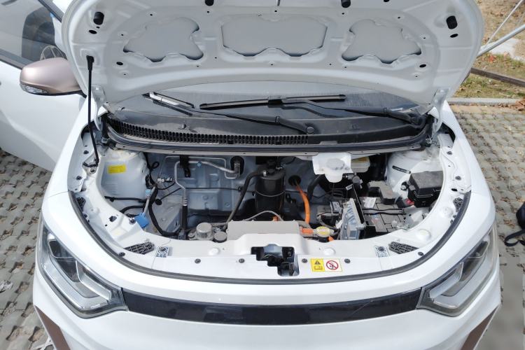 Used JAC Yiwei E10X 2024 Charming Edition 301km Lite Engine Bay
