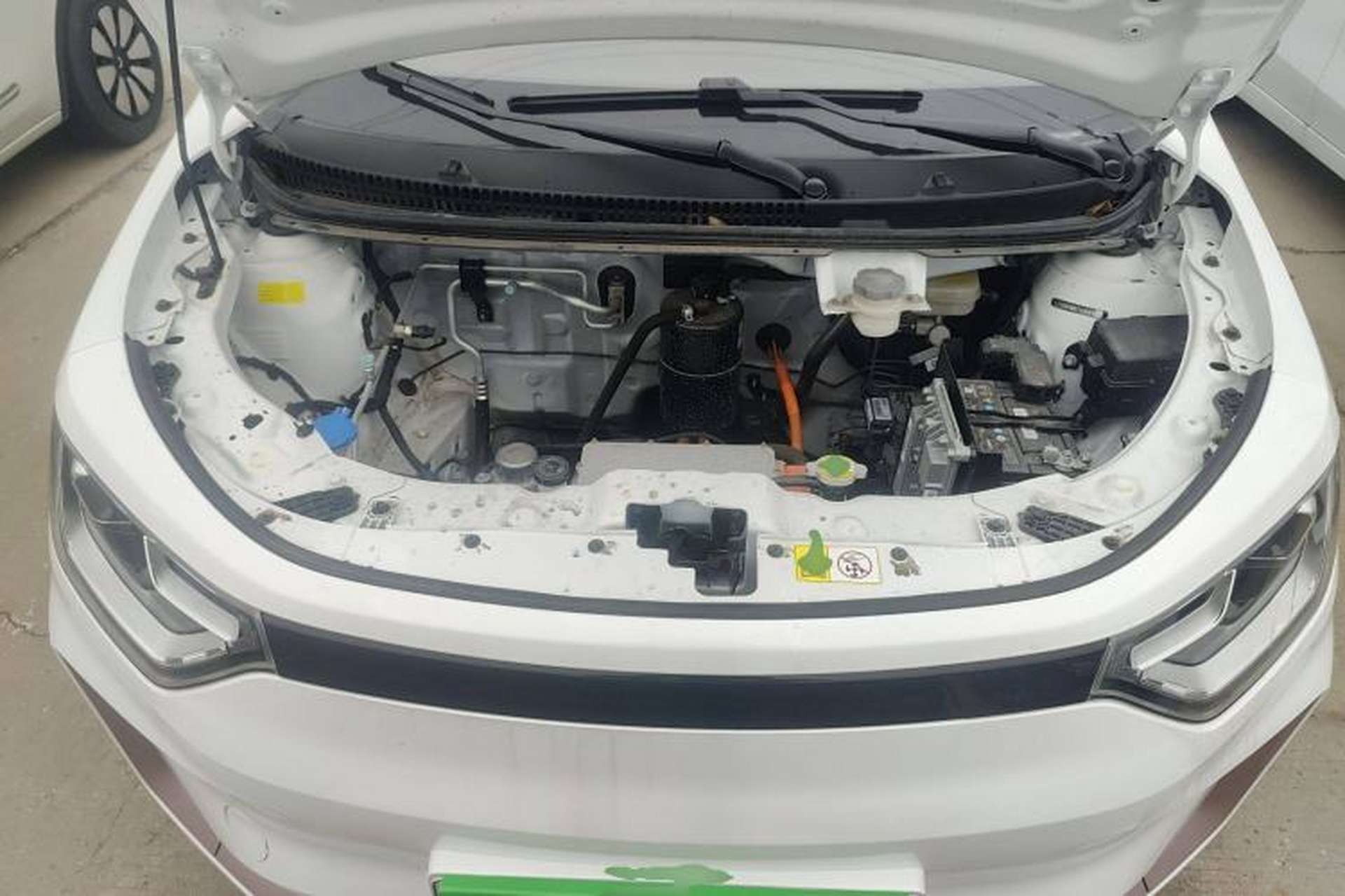 Used JAC Yiwei E10X 2024 Charming Edition 301km Lite Engine Bay