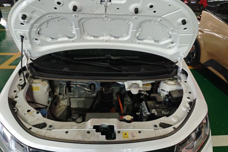 Used JAC Yiwei E10X 2024 Charming Edition 301km Lite Engine Bay
