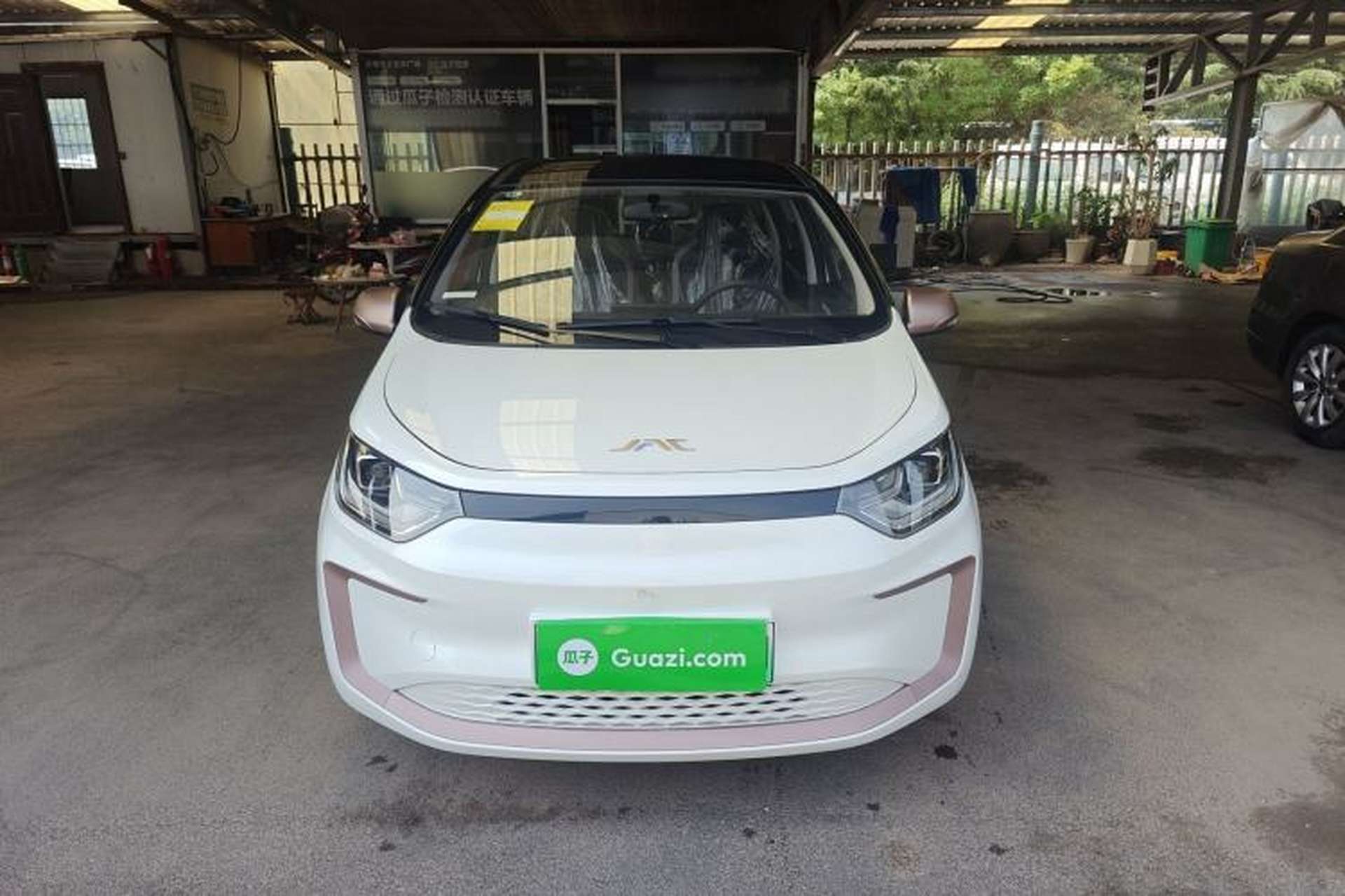 Used JAC Yiwei E10X 2024 Charming Edition 301km Lite Exterior 1