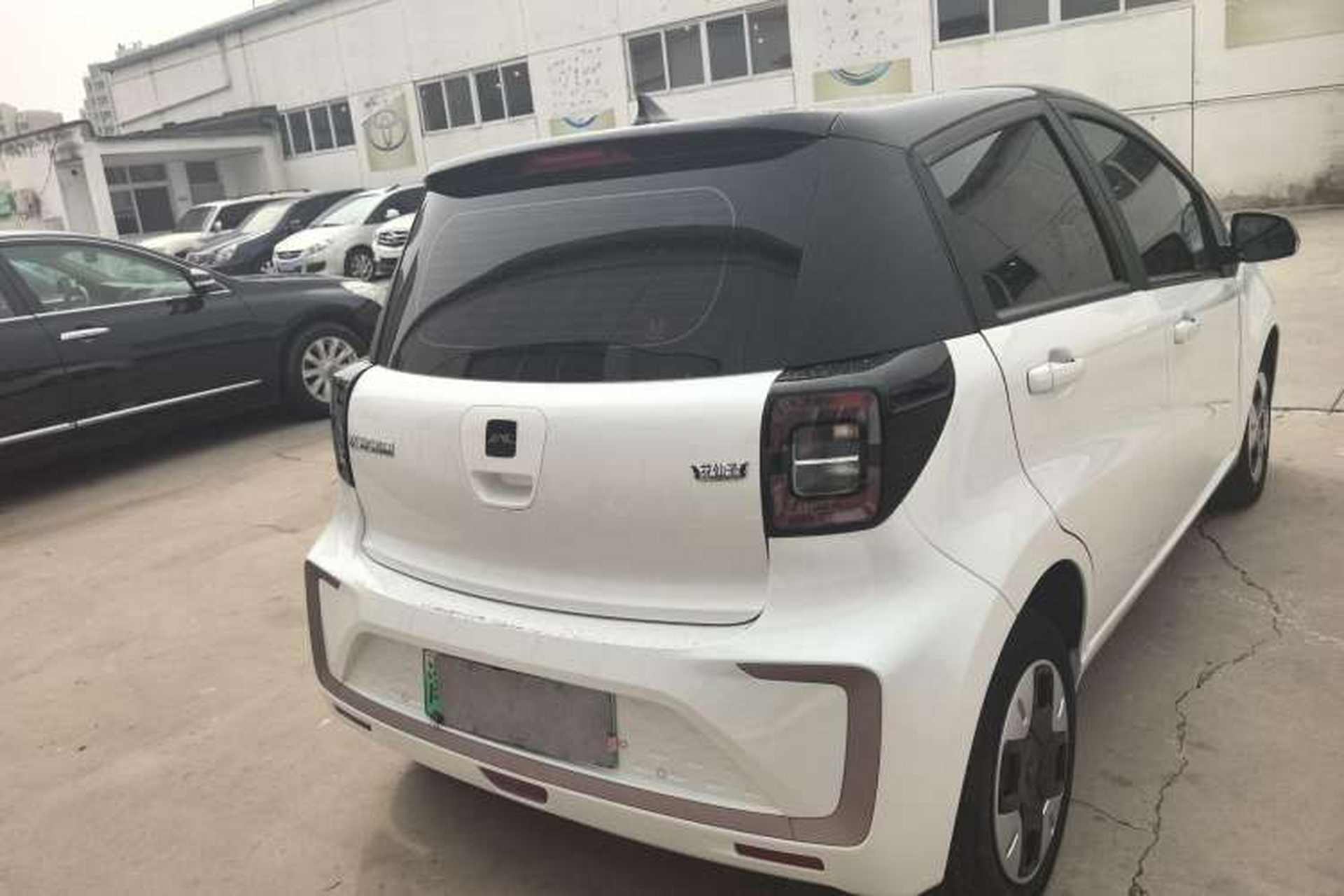 Used JAC Yiwei E10X 2024 Charming Edition 301km Lite Exterior 4