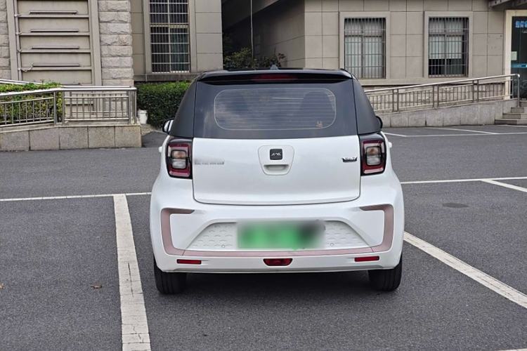 Used JAC Yiwei E10X 2024 Charming Edition 301km Air Exterior 5
