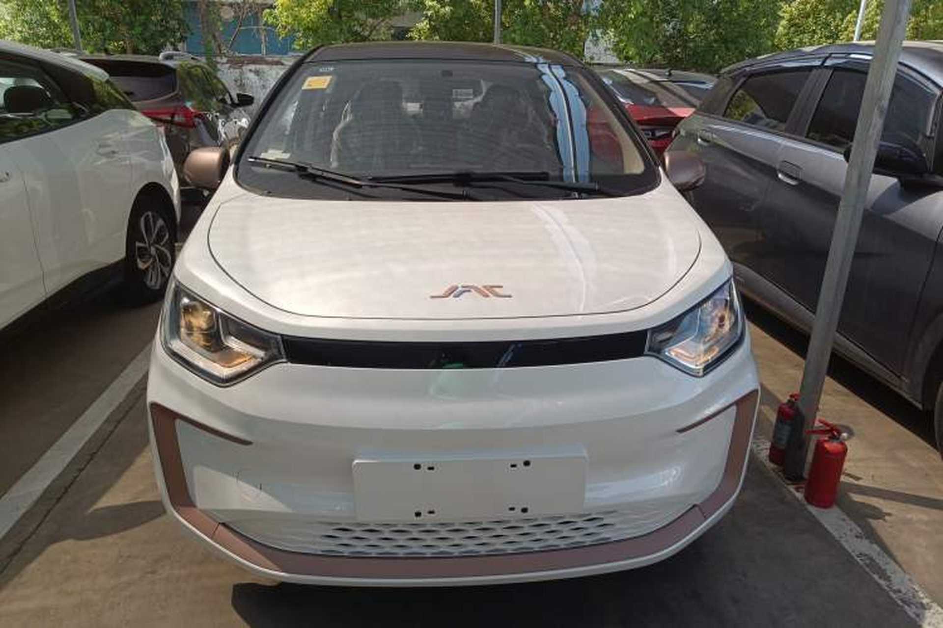 Used JAC Yiwei E10X 2024 Charming Edition 301km Lite Front
