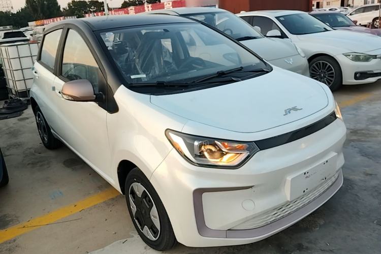 Used JAC Yiwei E10X 2024 Charming Edition 301km Lite Front Right 45 Deg