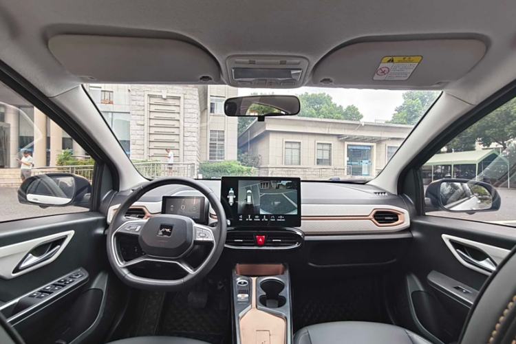 Used JAC Yiwei E10X 2024 Charming Edition 301km Air Interior 1