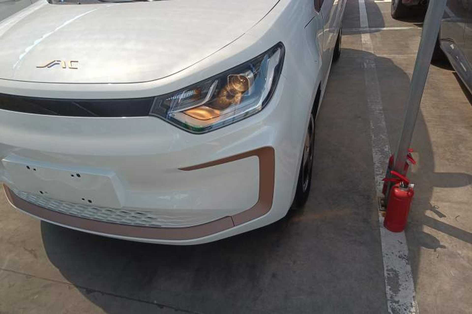 Used JAC Yiwei E10X 2024 Charming Edition 301km Lite Left Front Headlight
