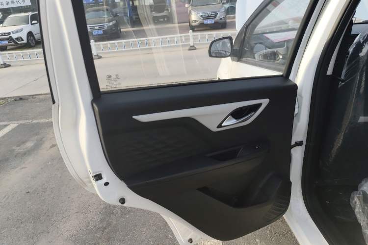 Used JAC Yiwei E10X 2024 Charming Edition 301km Lite Left Rear Door Interior