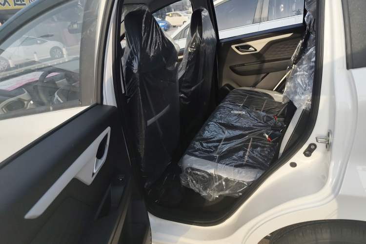 Used JAC Yiwei E10X 2024 Charming Edition 301km Lite Left Rear Seat