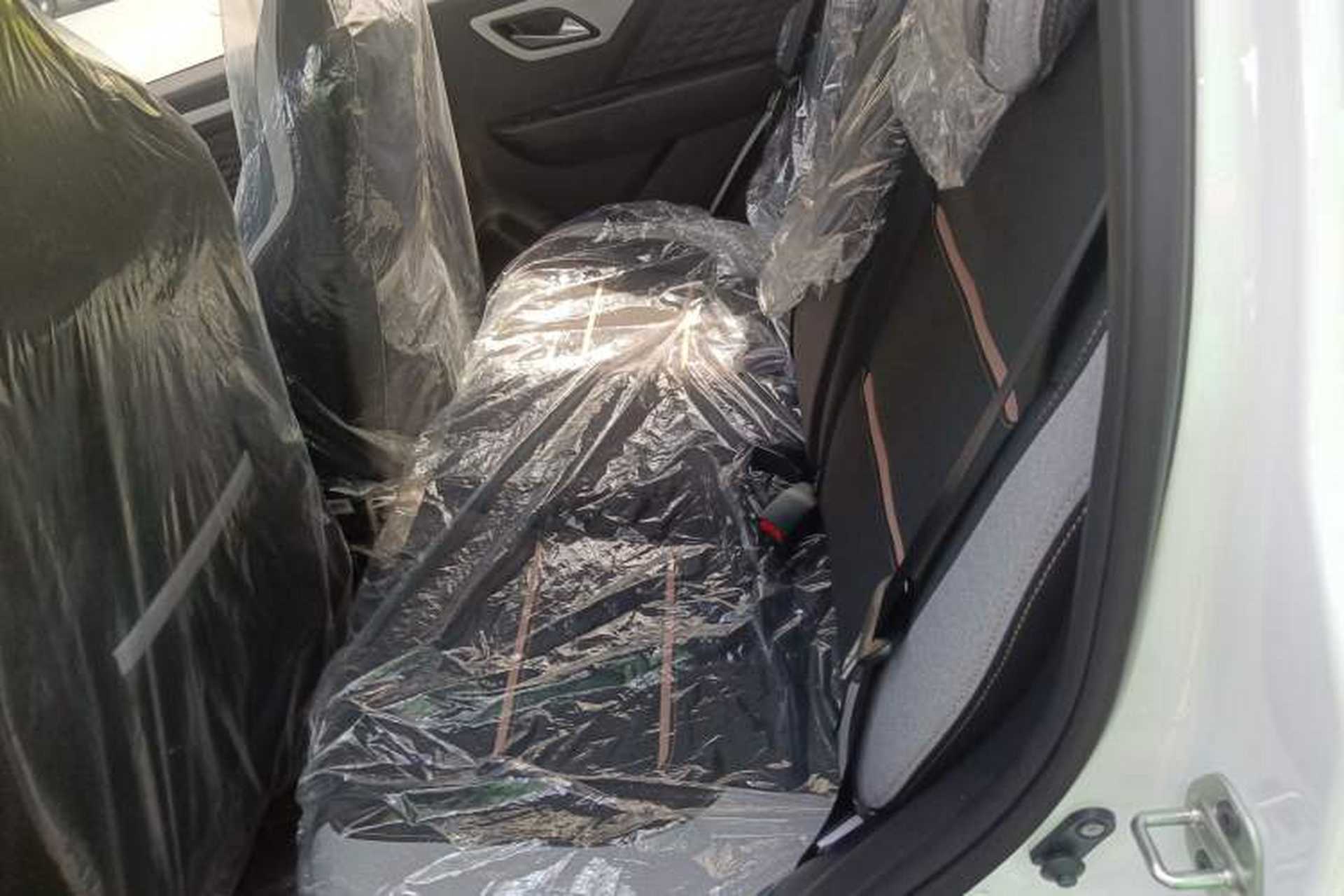 Used JAC Yiwei E10X 2024 Charming Edition 301km Lite Left Rear Seat