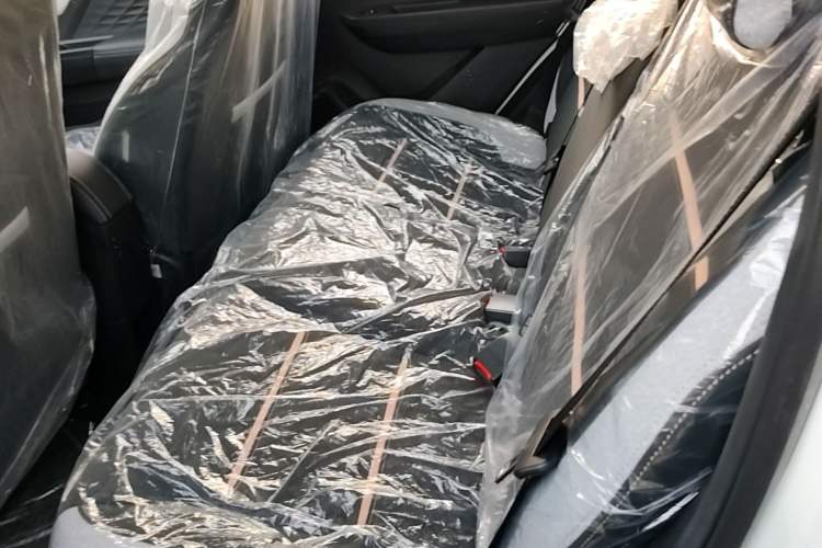 Used JAC Yiwei E10X 2024 Charming Edition 301km Lite Left Rear Seat